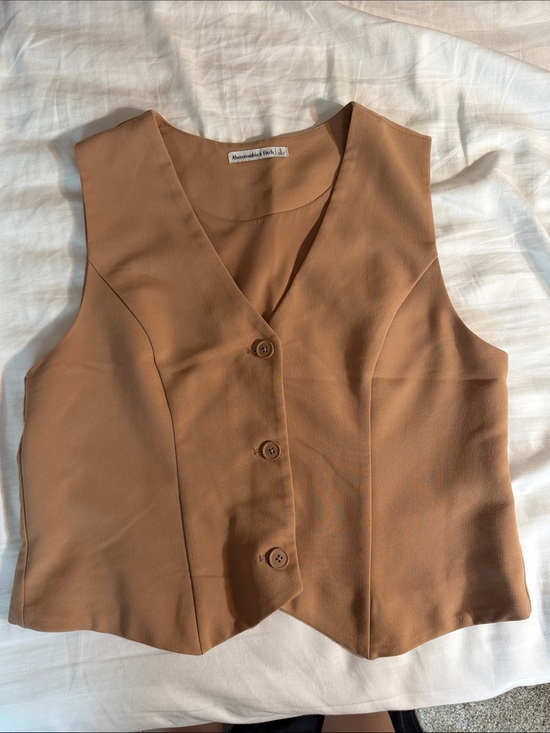 Abercrombie & Fitch Tops - Abercrombie & Fitch Button-Front V-Neck Vest Top - Camel Brown